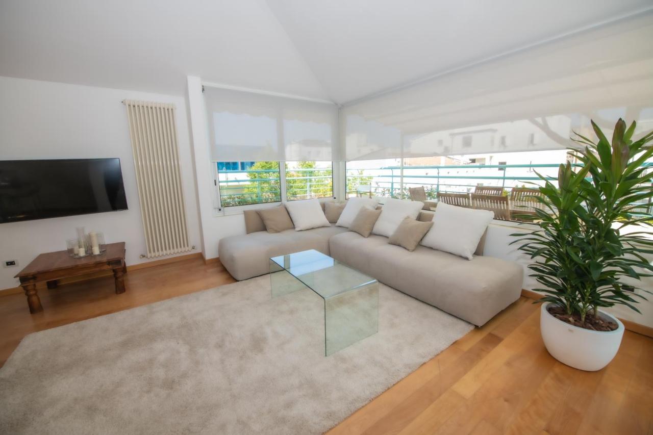 Luxury Suites Collection - Pascoli 13 Riccione Ngoại thất bức ảnh